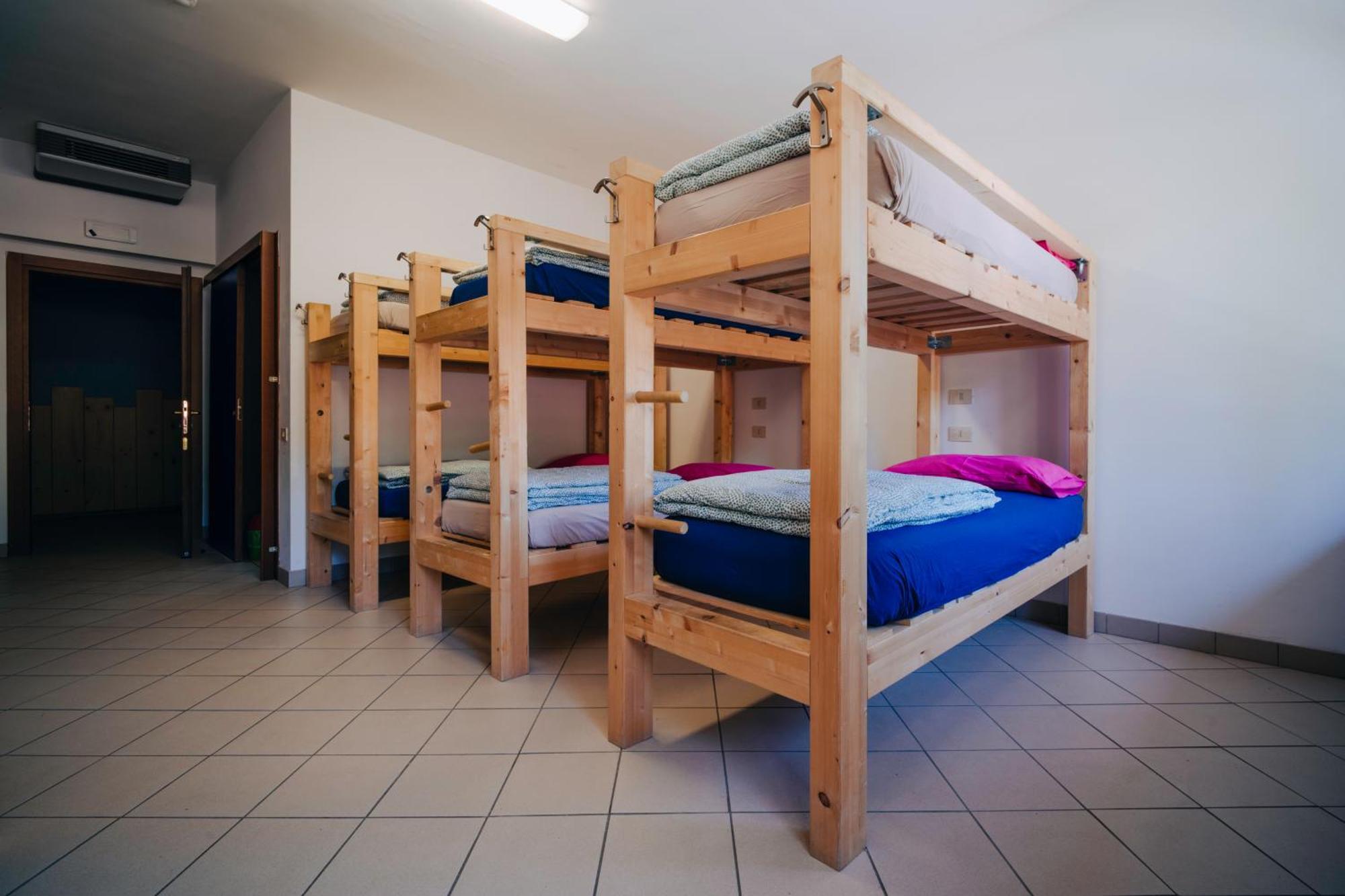 Хостел La Casa Via Del Sale Лімоне-П'ємонте Екстер'єр фото